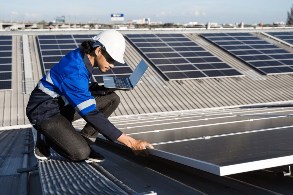 Manutenção dos painéis solares Invest Sustain Energia Solar