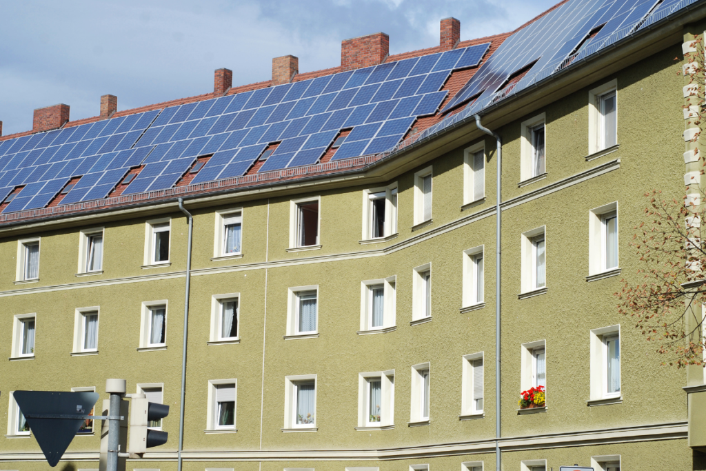 Quem Pode se Beneficiar com o Condomínio Solar Invest Sustain Energia Solar