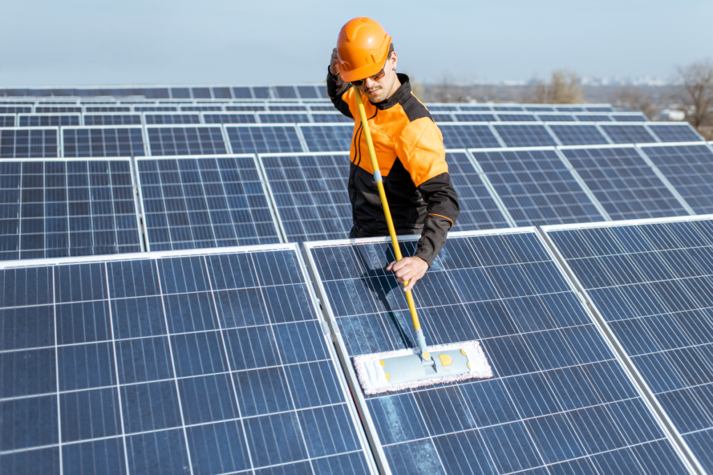 Como é feita a manutenção 11 Invest Sustain Energia Solar