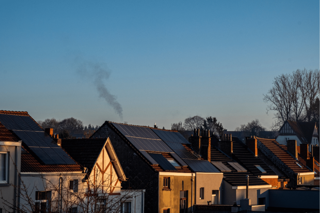 1 em 4 Casas com Placas Solares Não Usufruem do Benefício Esperado Invest Sustain Energia Solar