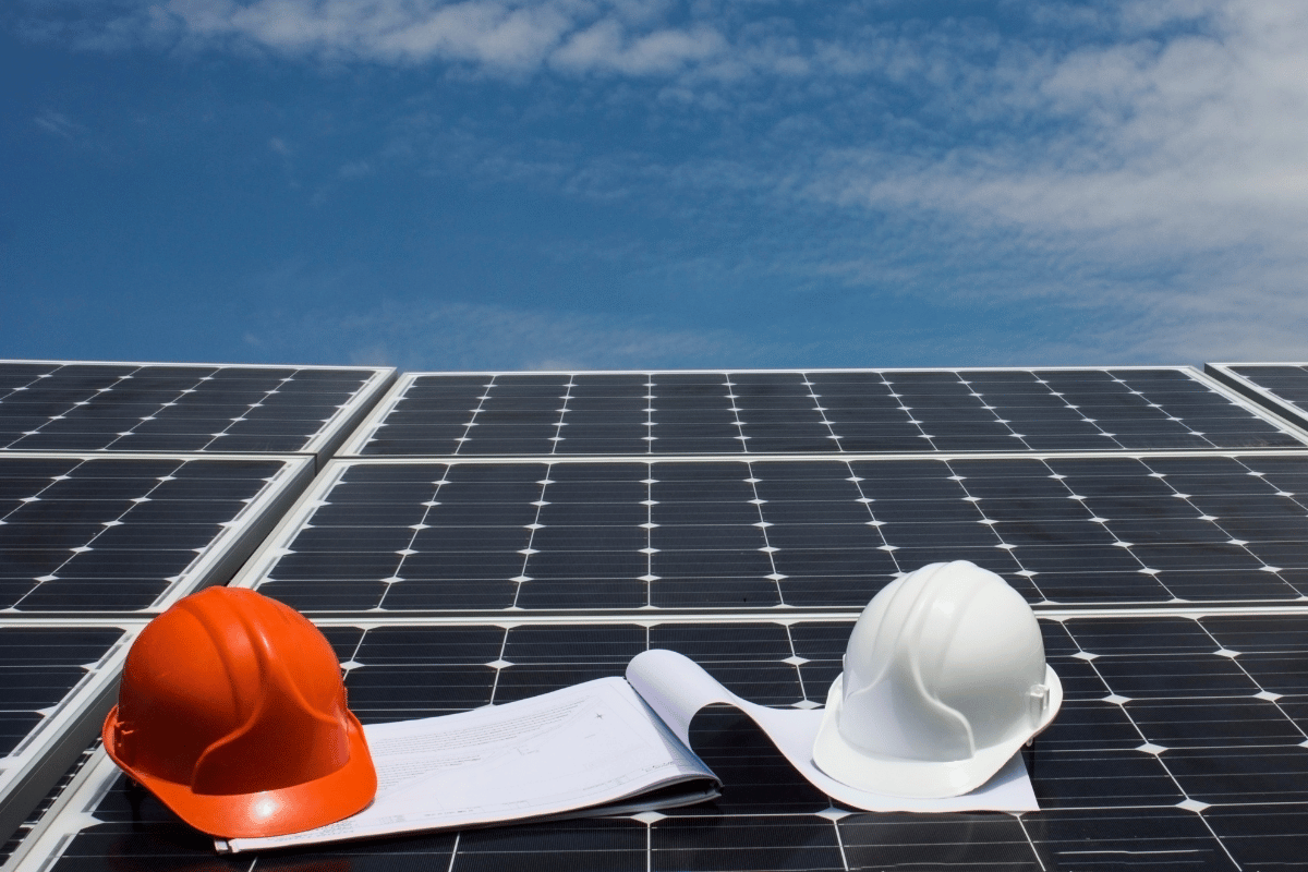 É o fim das placas solares ineficientes Aiko estabelece recorde de 24,4% Invest Sustain Energia Solar